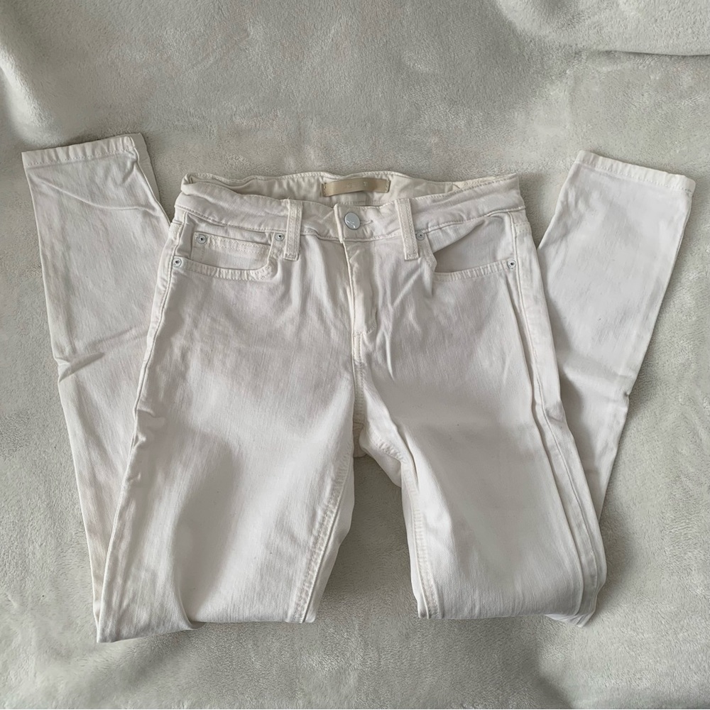 Joe’s Jeans Mid Rise Skinny Ankle in Annie